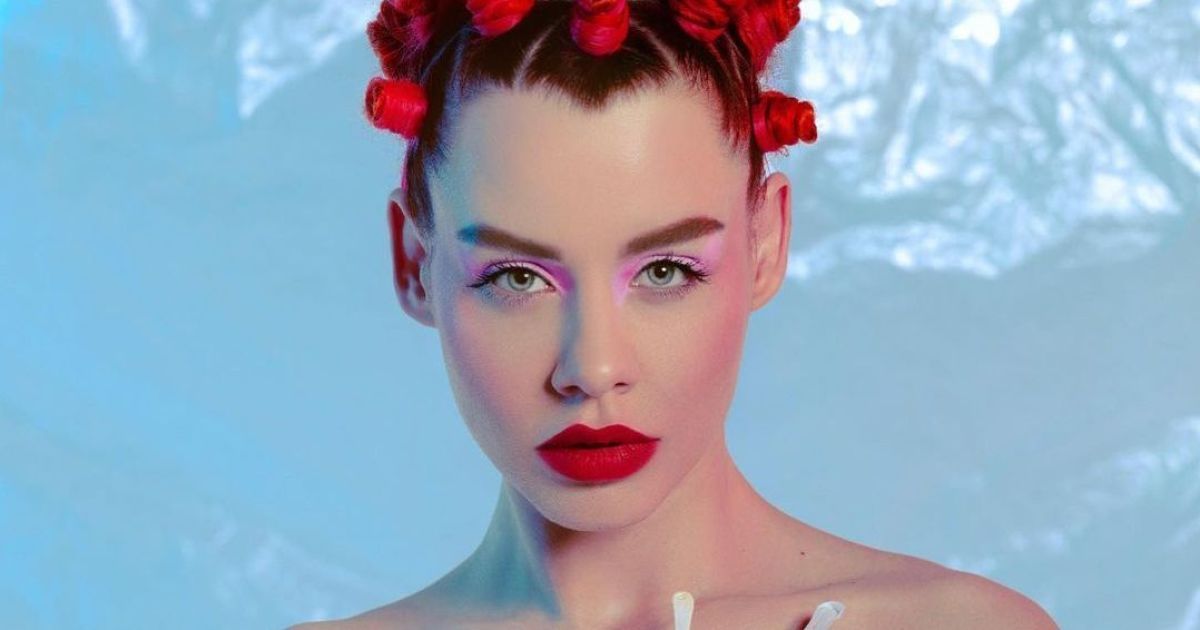 Певица LAUTA в третий раз стала мамой и показала фото из роддома