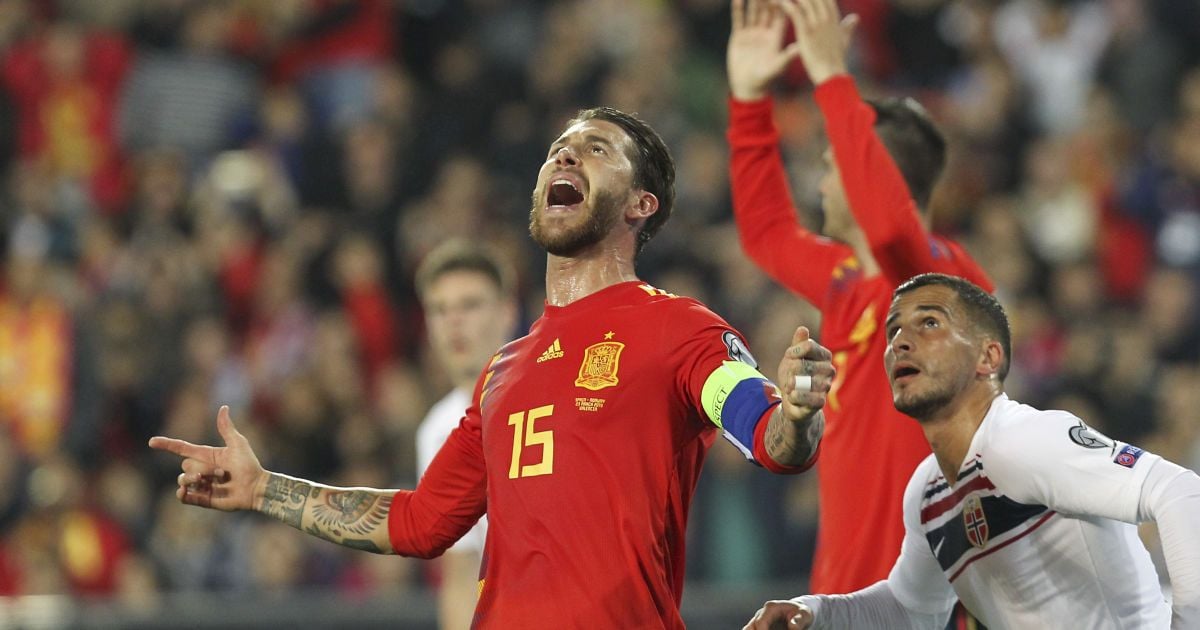 Сборная Испании упустила победу над Норвегией в рекордном матче Рамоса
