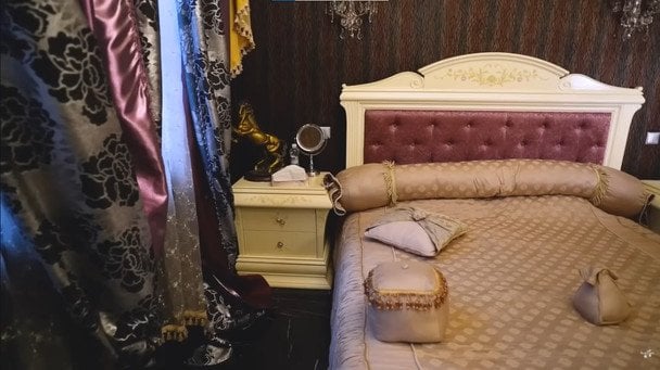 Спальня для гостей у будинку Камалії 