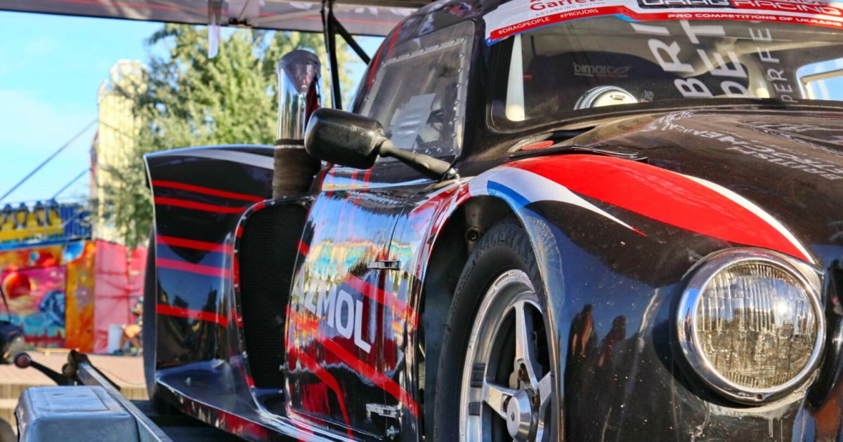 У Мережі показали найпотужніший в світі "Запорожець": має понад 4 тисячі кінських сил