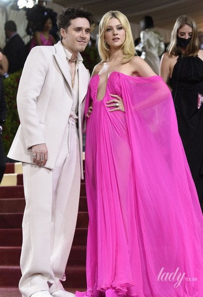 Бруклін Бекхем та Нікола Пельтц / © Associated Press