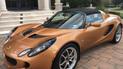 Страхова списала спорткар Lotus через подряпини на бампері