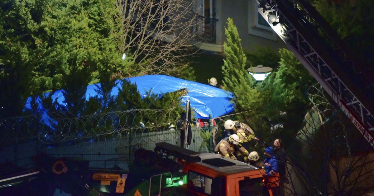 Падіння гелікоптера у Стамбулі_3 / © Associated Press