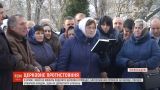 На Тернопольщине две религиозные общины молились на улице