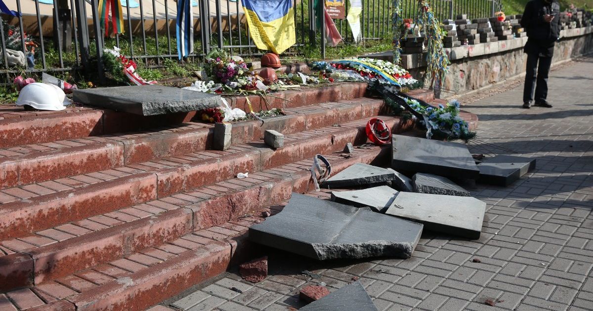 меморіал Небесної сотні у Києві _3 / © УНИАН