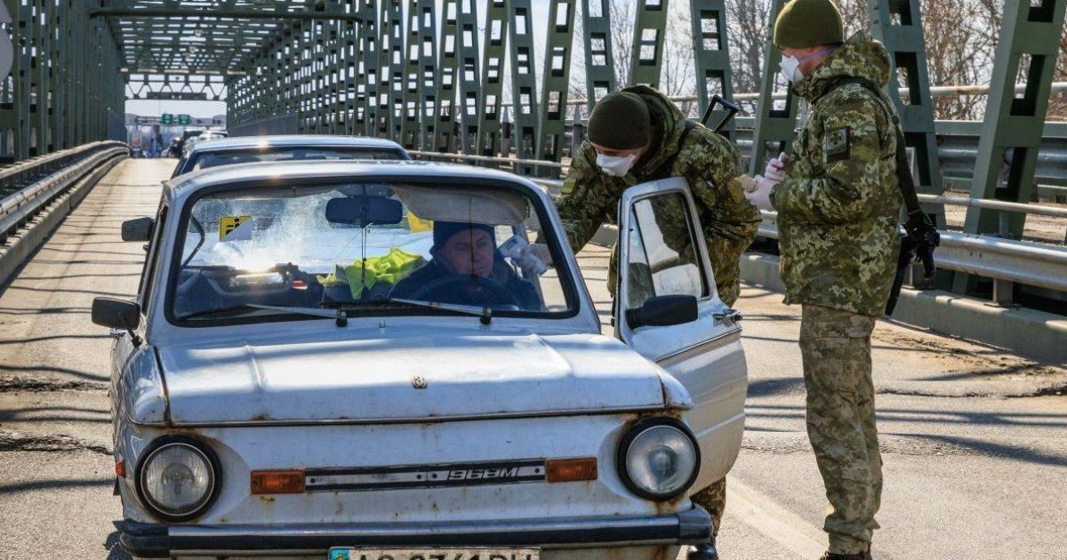 Україна вирішила закрити державний кордон. В РНБО розповіли, кого пропускатимуть