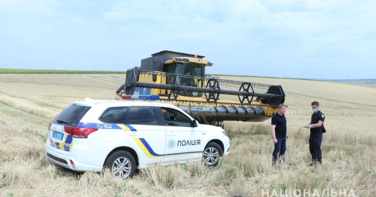 Обстріл комбайнерів у полі_5 / © Пресс-служба ГУ Нацполиции в Харьковской области