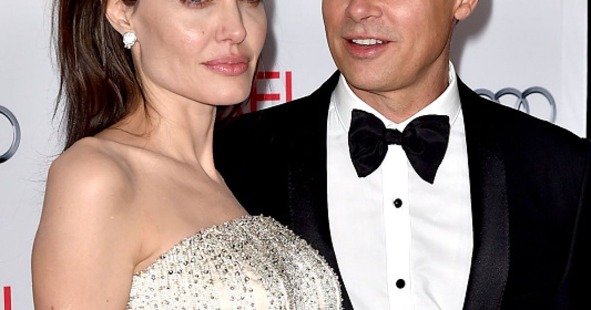 Джоли и Питт потрясли изысканными образами на кинофестивале / © Getty Images