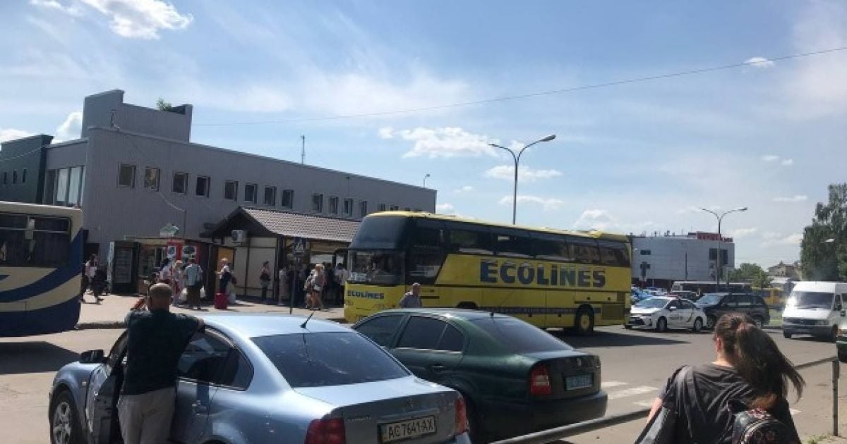 У Луцьку у рейсовому автобусі, що їхав до Варшави, знайшли чеку від гранати