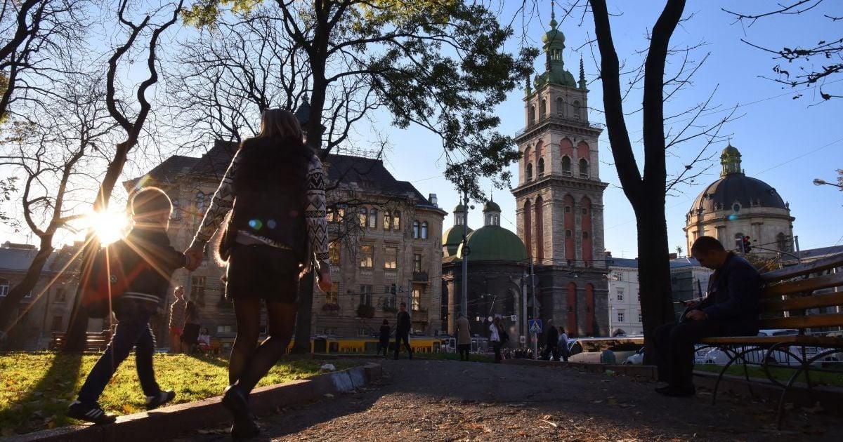 До України прийшло "бабине літо". Прогноз погоди на вихідні та увесь наступний тиждень