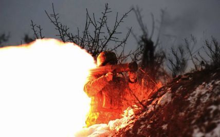 Украинские военные уничтожили позицию боевиков "Прыщ" на Светлодарской дуге. Волонтер обнародовал видео