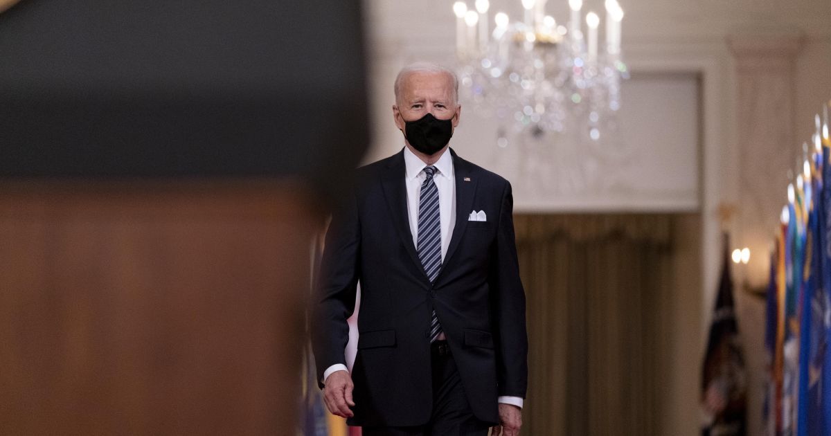 США готовят дополнительные ответы на "вредные действия" России — Белый дом