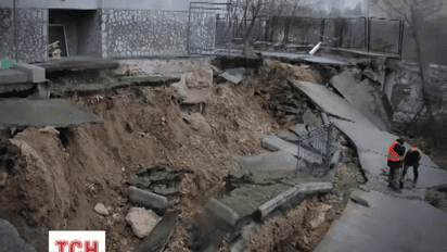 Київська мерія оголосила аварійний будинок у центрі столиці безпечним