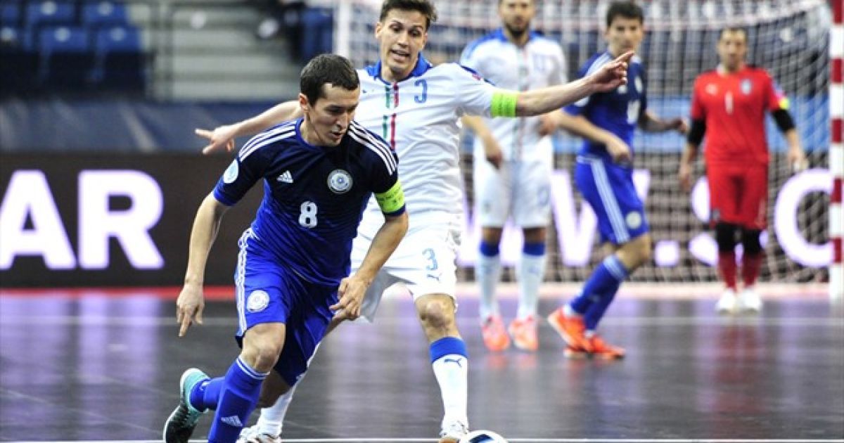 Казахстан в 1/4 разбил Италию - 5:2.