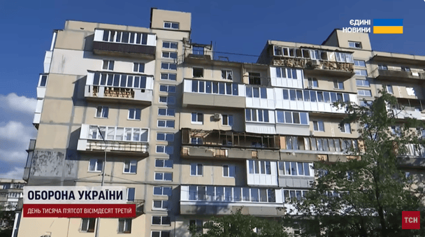 Роздовбали, зняли дах і зникли: у Києві спалахнув гучний скандал через фірму, яка відновлює пошкоджені будинки