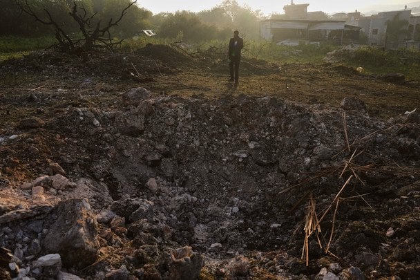 Ракетний удар Ірану по Зарзірі, що на півночі Ізраїлю. / © Associated Press