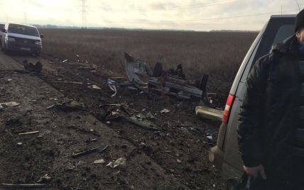 В Госпогранслужбе сообщили подробности взрыва микроавтобуса возле КПВВ "Марьинка"