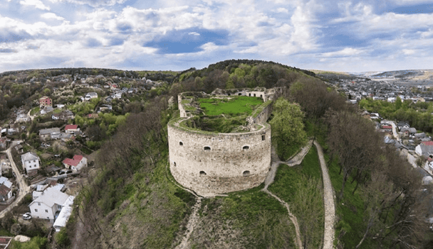 Теребовлянский замок Фото: zamky.com.ua
