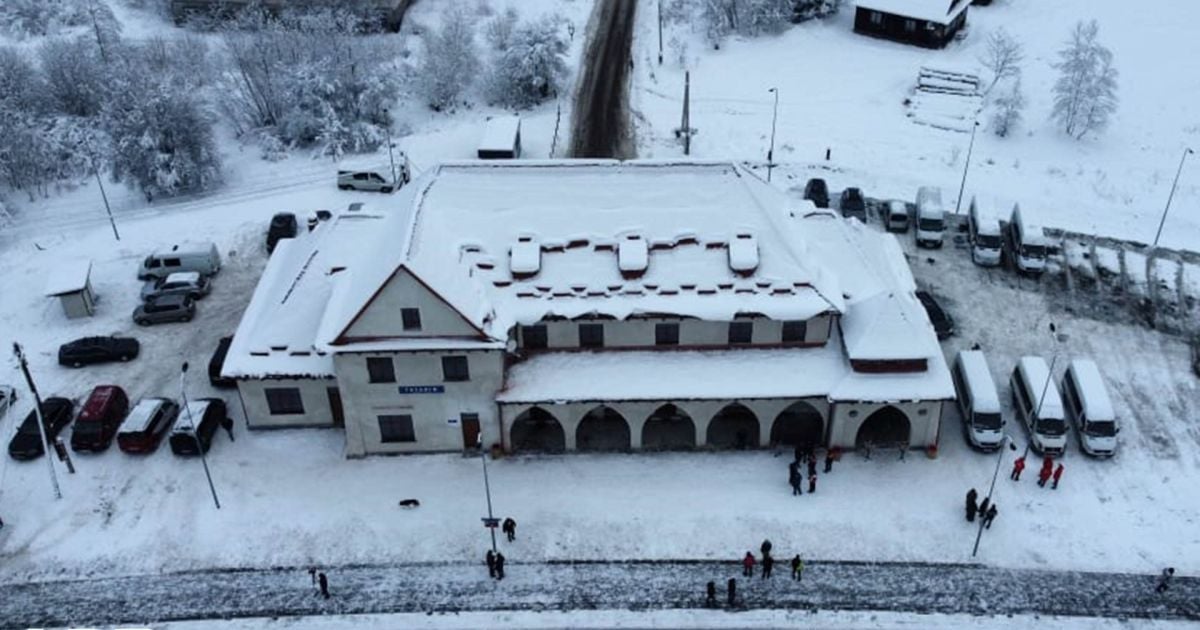 Відновлена залізнична станція "Татарів-Буковель" / © "Укрзалізниця"