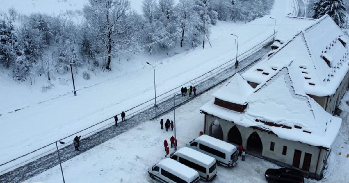 Відновлена залізнична станція "Татарів-Буковель" / © "Укрзалізниця"