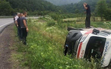 В аварию на Закарпатье попала карета "скорой" с пациентом
