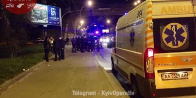 Поліція Києва вже добу шукає стрілка, який поранив трьох людей на Подолі