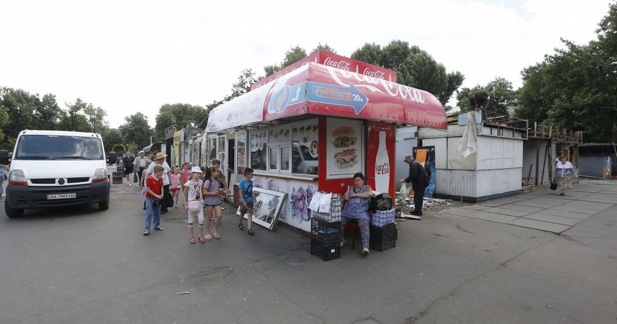 Більшість городян підтримують наведення порядку з кіосками в Києві, - опитування "Рейтингу"