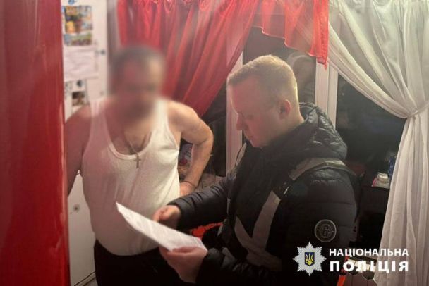 Один из подозреваемых по делу о незаконной перепродаже железнодорожных билетов / © Полиция Киева / Facebook