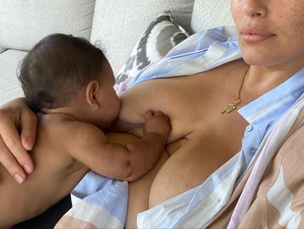  / © instagram.com/ashleygraham