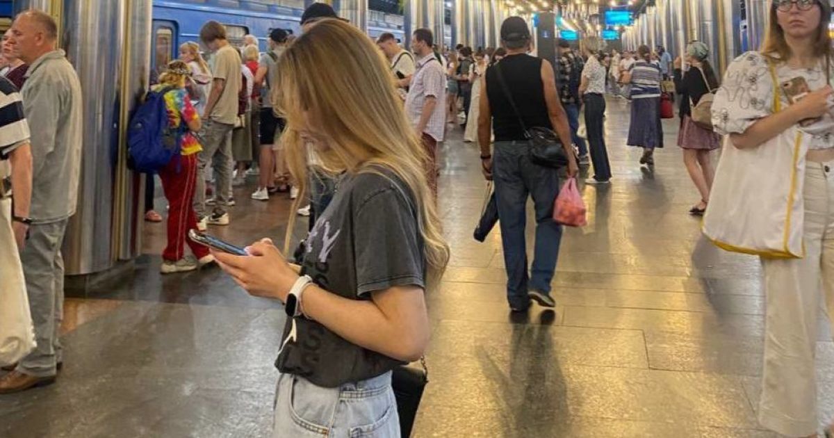 В Киеве остановилась зеленая ветвь метро/Фото: Киев Info
