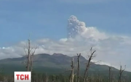 На Камчатке начал извергаться один из самых активных вулканов планеты