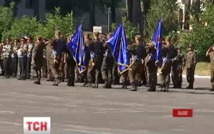Новые флаги Нацгвардии привезли во Львов