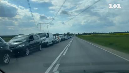 "Нульове розмитнення" авто: що відбувається на польсько-українському кордоні