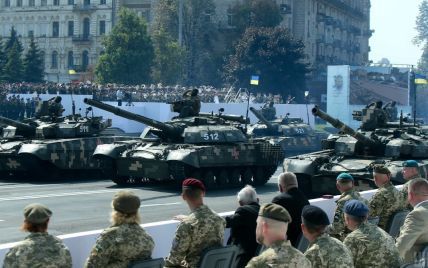 Україна піднялась на три сходинки в рейтингу найсильніших армій світу: які позиції у сусідніх країн