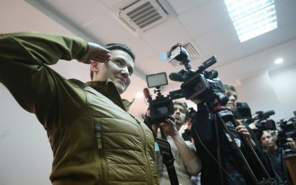Савченко рассказала, как придумывала сюрреалистические идеи теракта для агента из АП