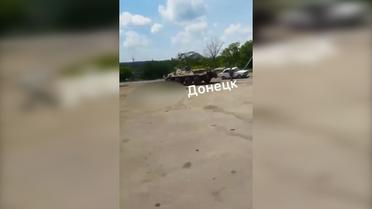 В окупованому Шахтарську ворожий БТР розчавив авто з людьми