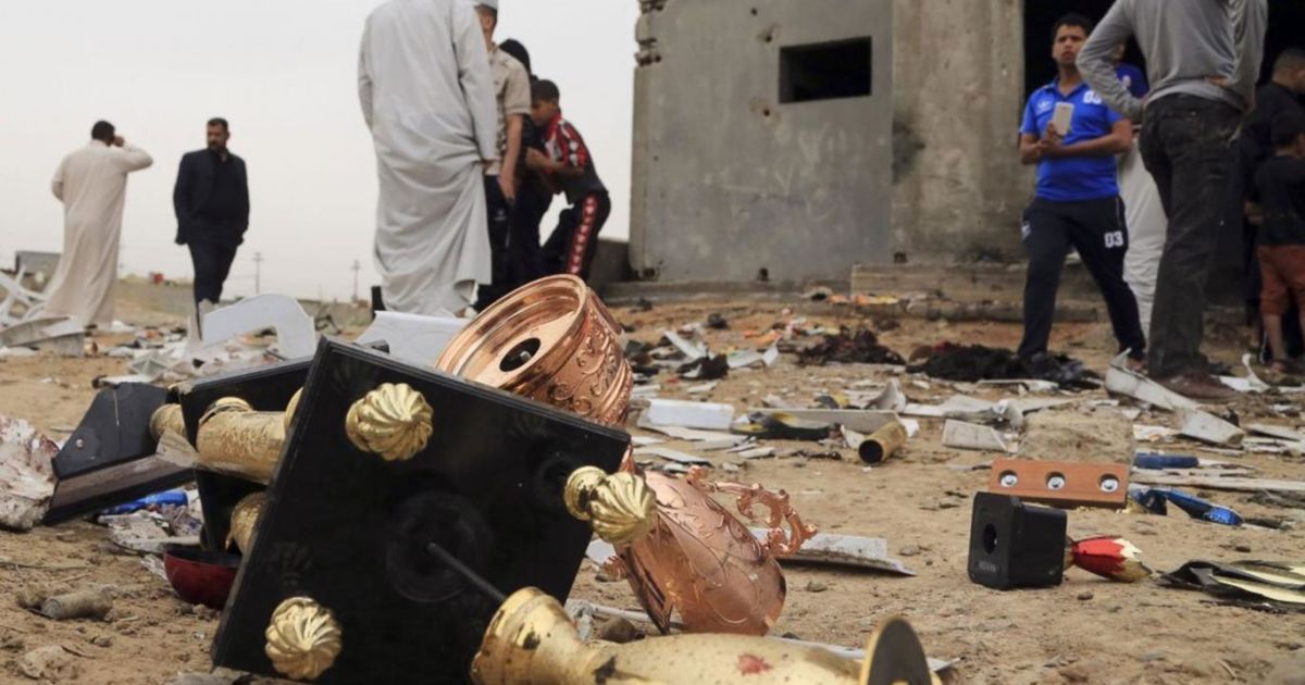 Взрыв на футболе в Ираке: жертвами смертника стали более 40 человек