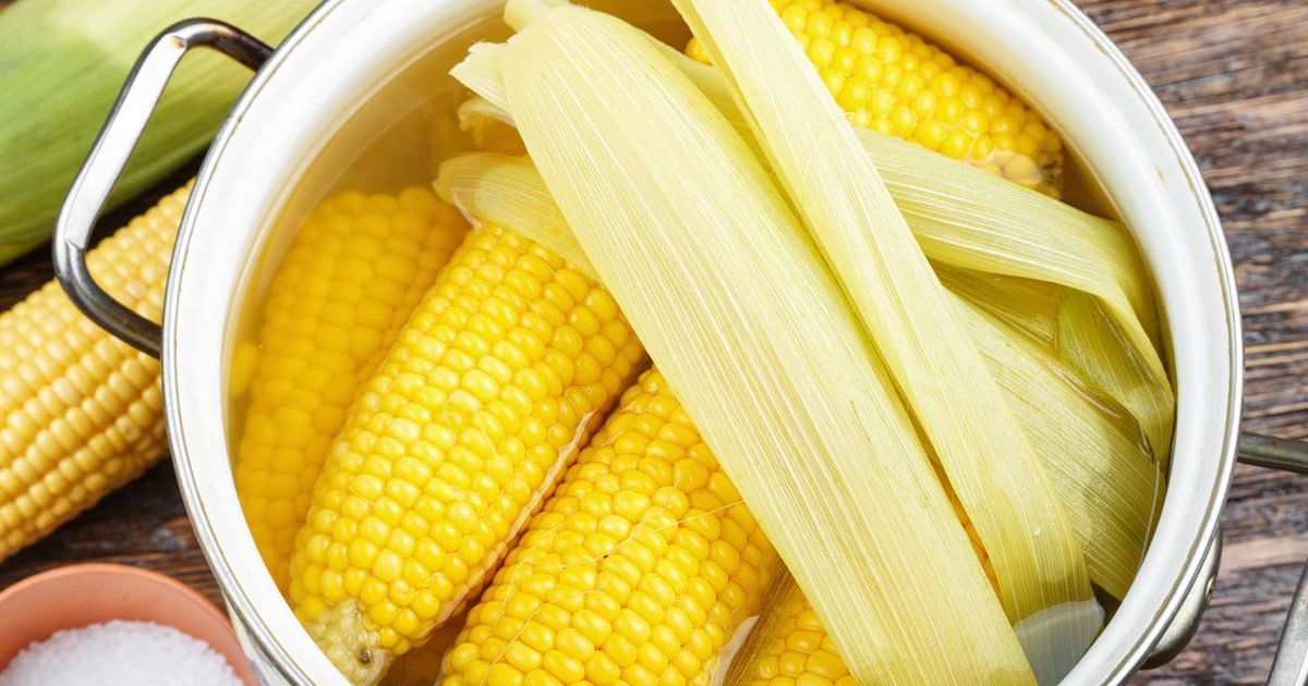 Как быстро сварить кукурузу