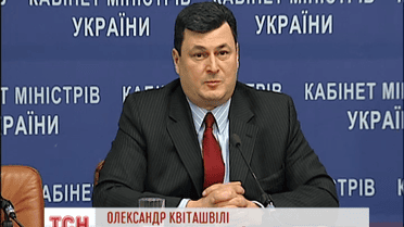 Пациентам, которые лечатся за государственные деньги, будут покупать лекарства через ООН
