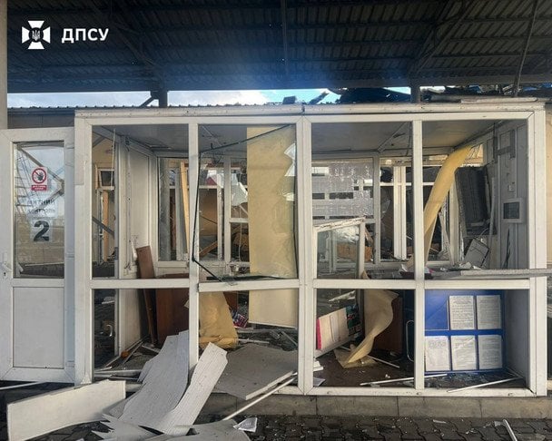 Через атаку поромного пункту пропуску «Орлівка» пропускні операції тимчасово призупинено. / © ДПСУ