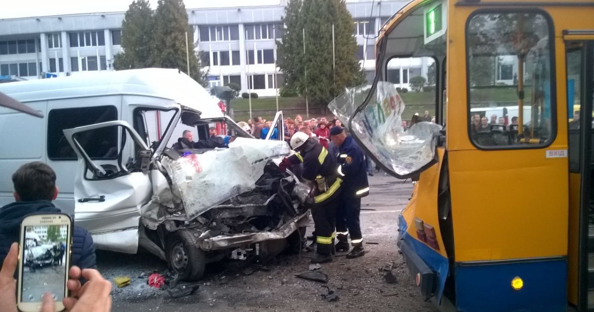 В Тернополе произошло жуткое ДТП / © Тернопольская липа