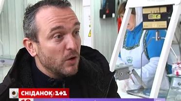 Сенічкін відкрив французькому володарю зірки Michelin українські сало і бринзу