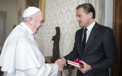 Претендент на "Оскар" ДіКапріо зустрівся із папою Римським