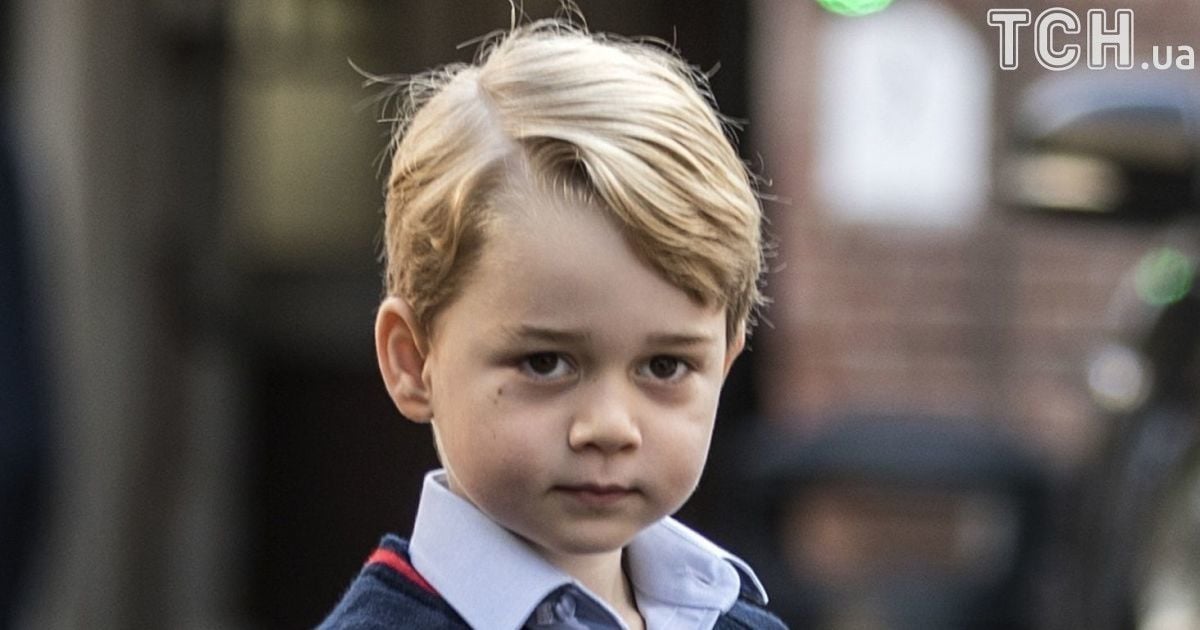 Принц Уильям и Кейт Миддлтон выбрали фамилию маленькому Джорджу для школы