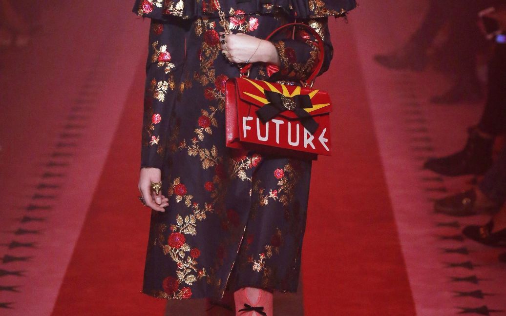 Коллекция Gucci прет-а-порте сезона весна-лето 2017 / © East News