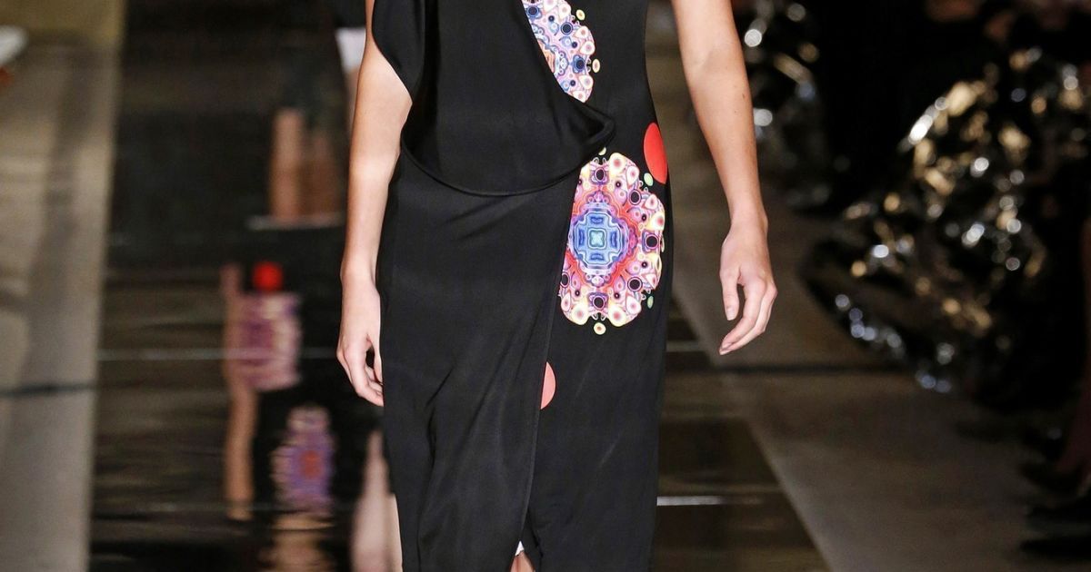 Коллекция Givenchy прет-а-порте сезона весна-лето 2017 / © East News
