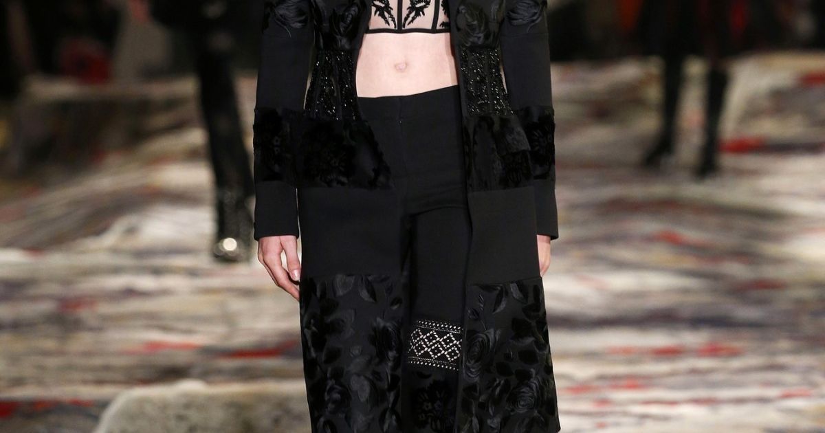 Коллекця Alexander McQueen прет-а-порте сезона весна-лето 2017 / © East News