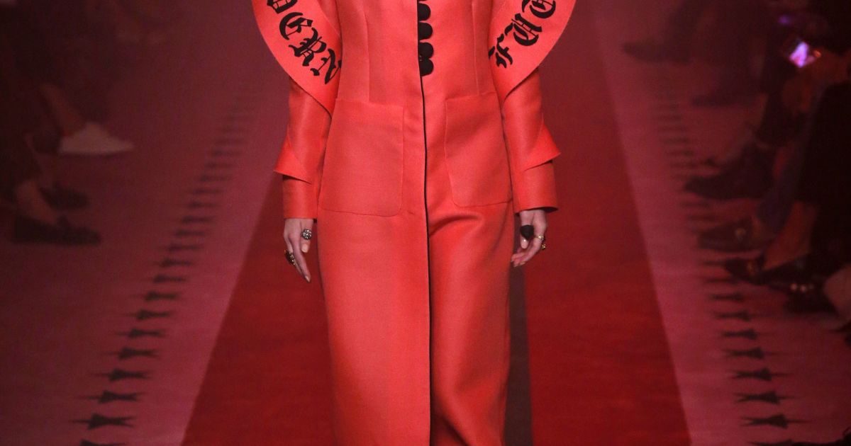 Коллекция Gucci прет-а-порте сезона весна-лето 2017 / © East News