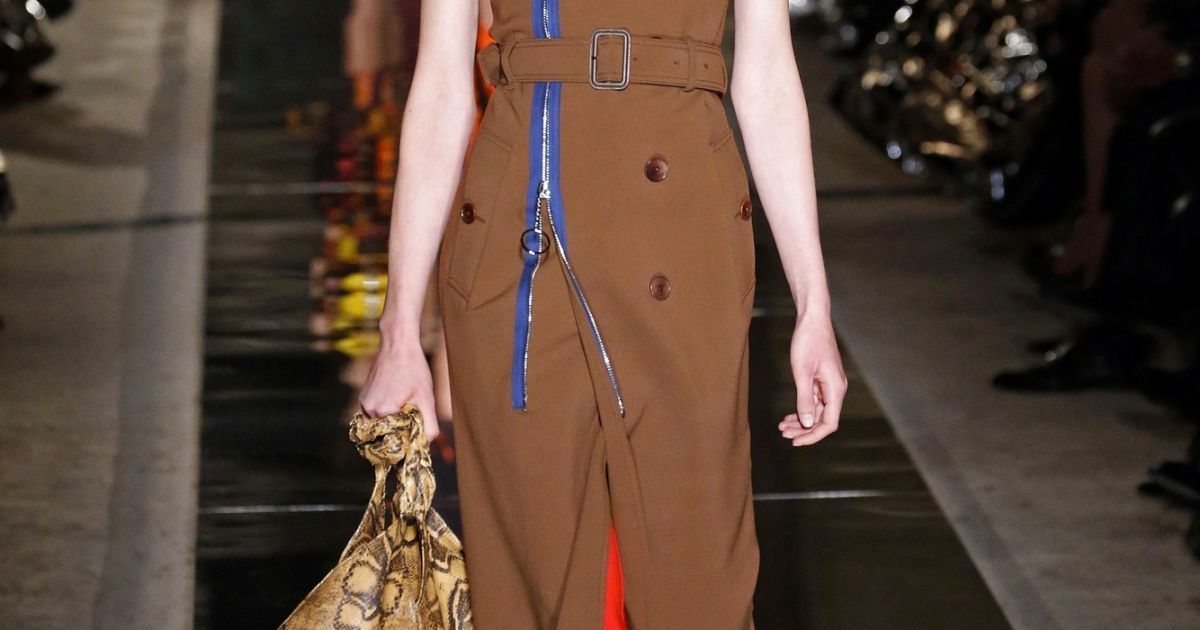 Коллекция Givenchy прет-а-порте сезона весна-лето 2017 / © East News