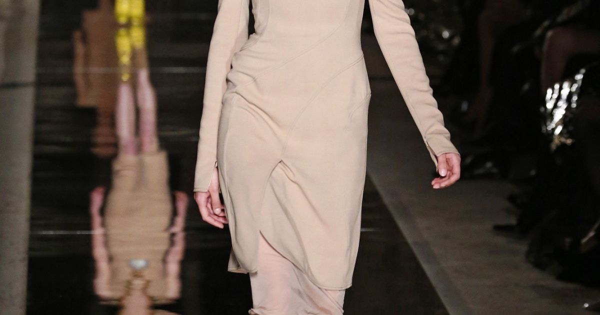 Коллекция Givenchy прет-а-порте сезона весна-лето 2017 / © East News